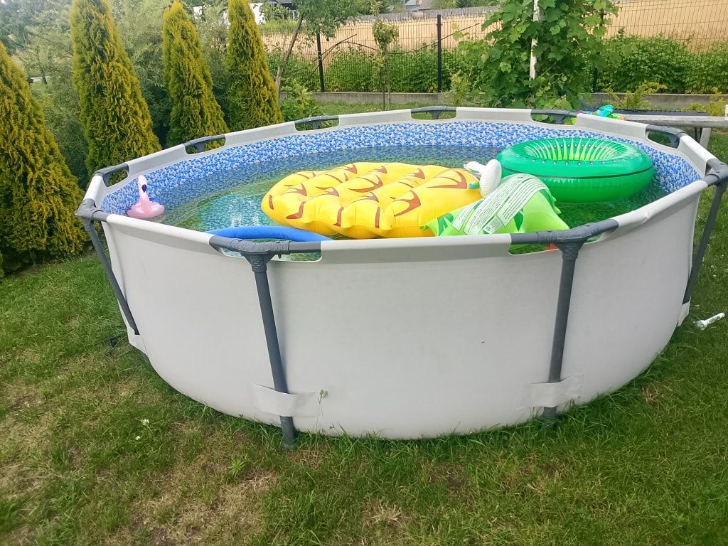 Basen 300x76 na strlarzu