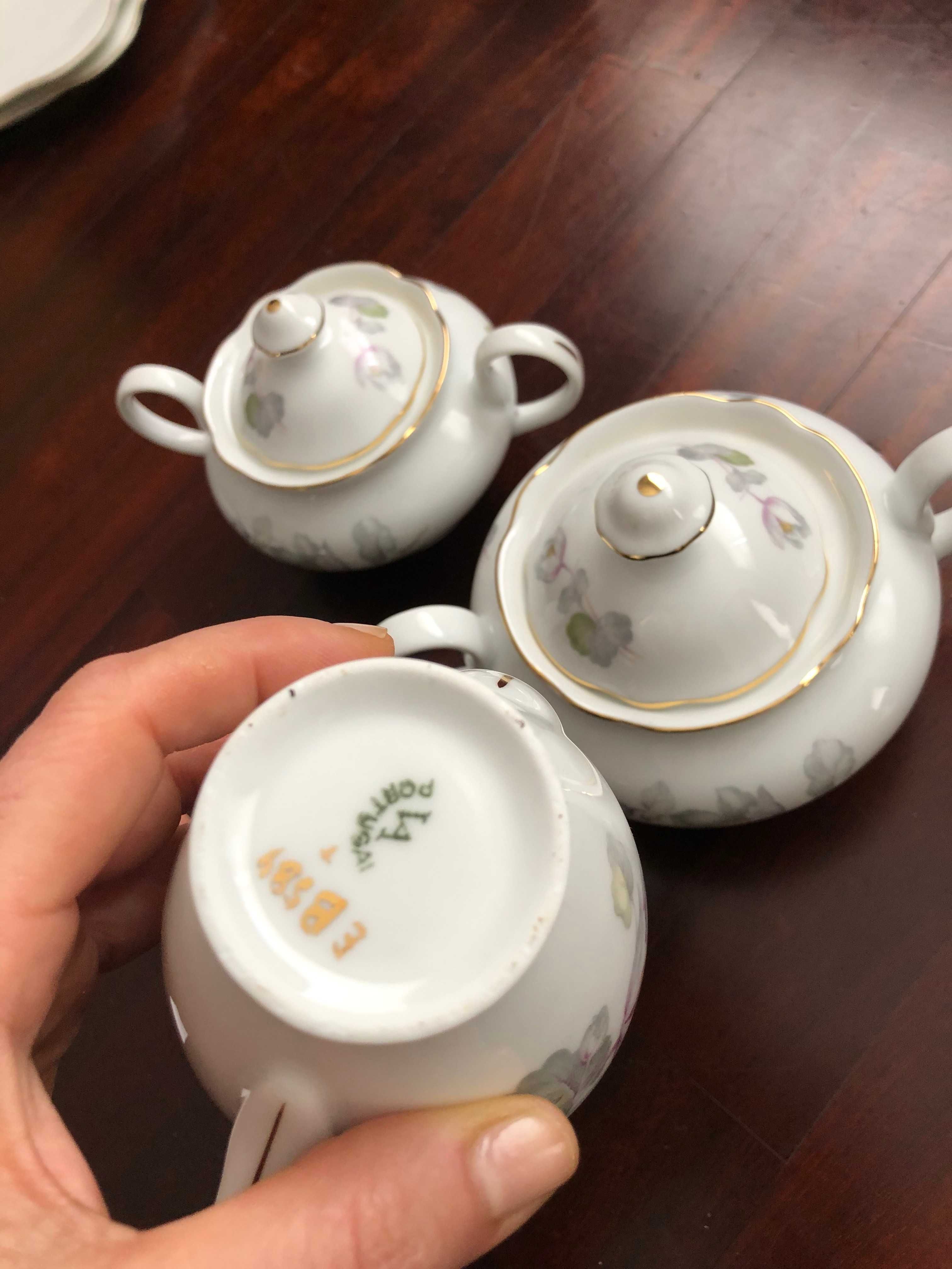 Serviço de jantar e de chá Vista Alegre porcelana fina - 116 peças