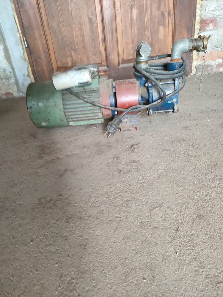 Hydrofor z wężem