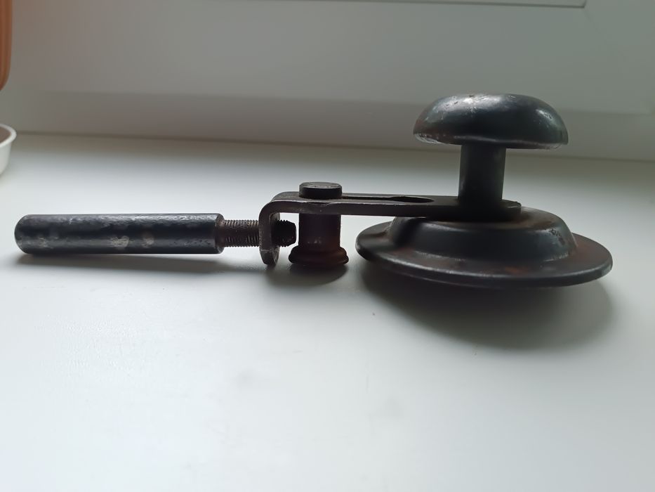 Закаточная машинка ключ винтаж клеймо МЗМИ