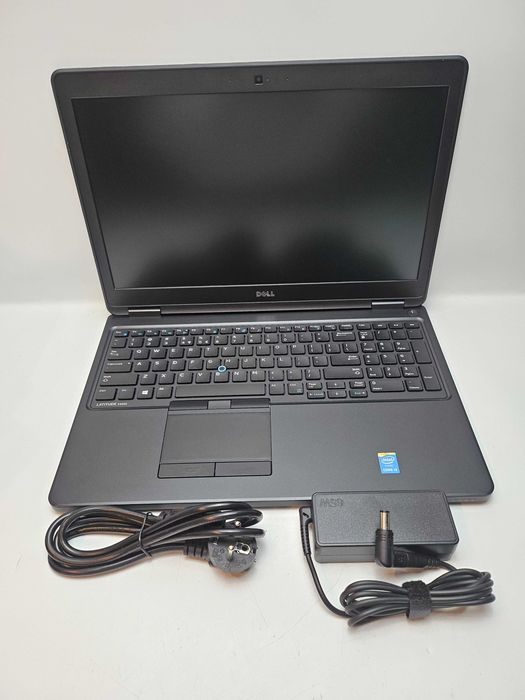 A423] Laptop Dell Latitude E5550 i3-5010U 8GB 256GB W11 bateria