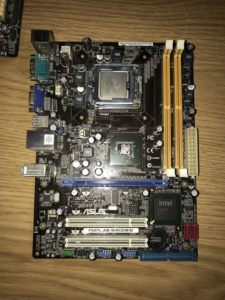 материнські плати (P5GD2-X, AM1M-A, P5GC-MX/1333, P5KPL-AM)