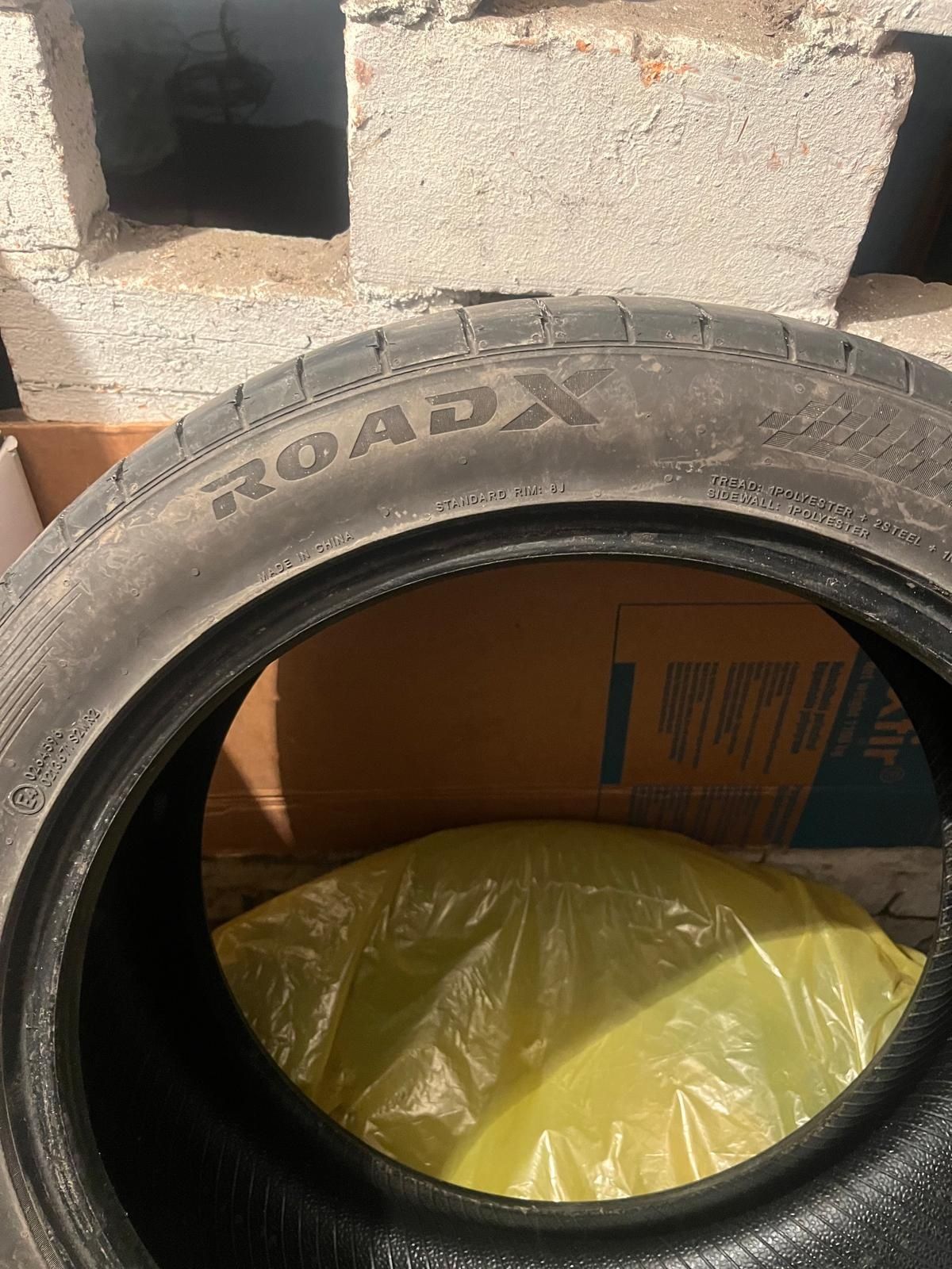 4 x opony 235/45R18 cena za komplet