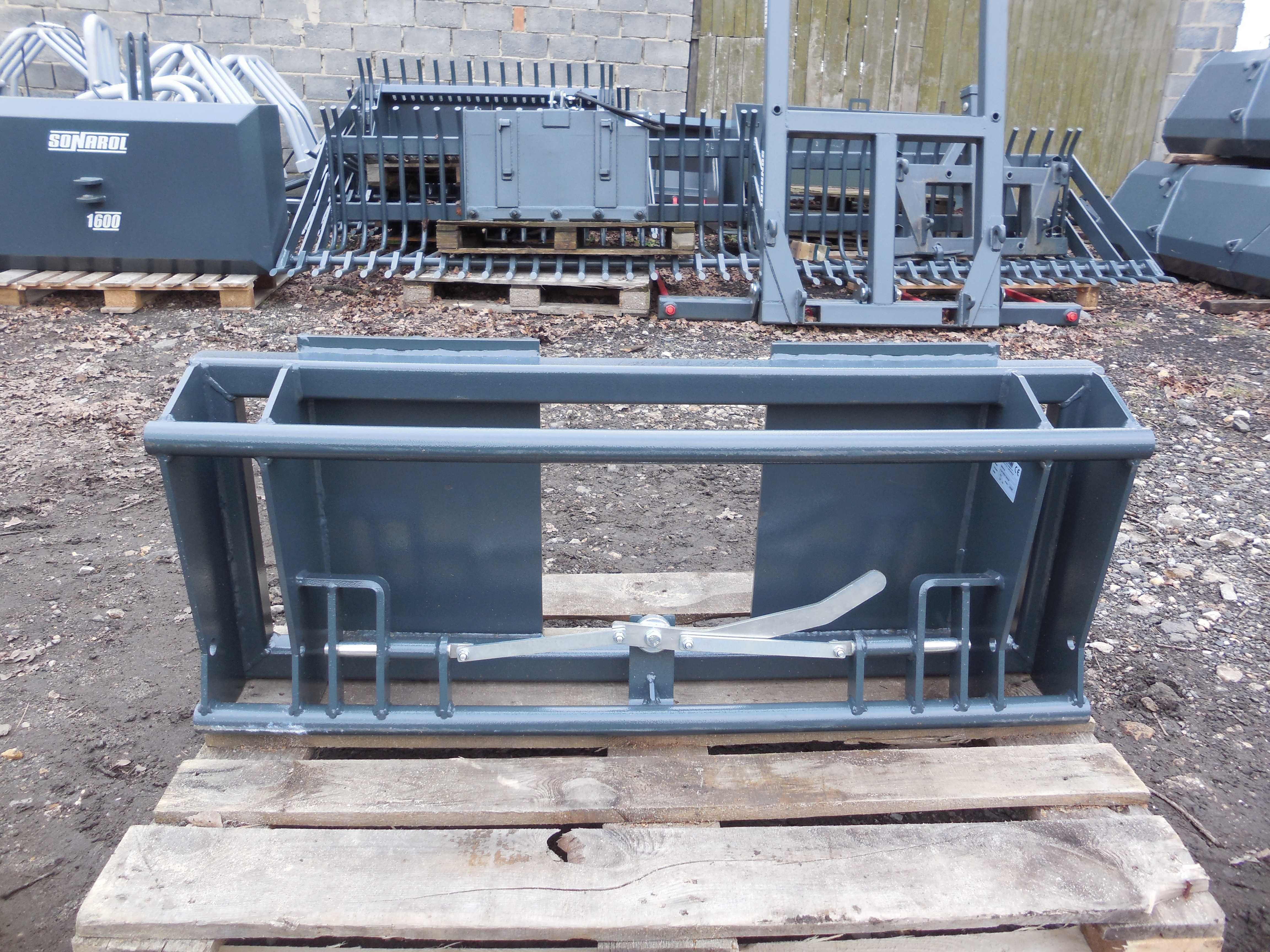SONAROL Przejściówka Adapter Redukcja BOBCAT MINI na mocowanie EURO