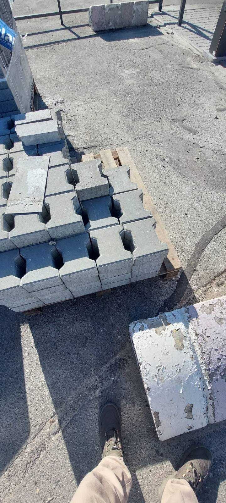Тротуарна плитка нова та б/у