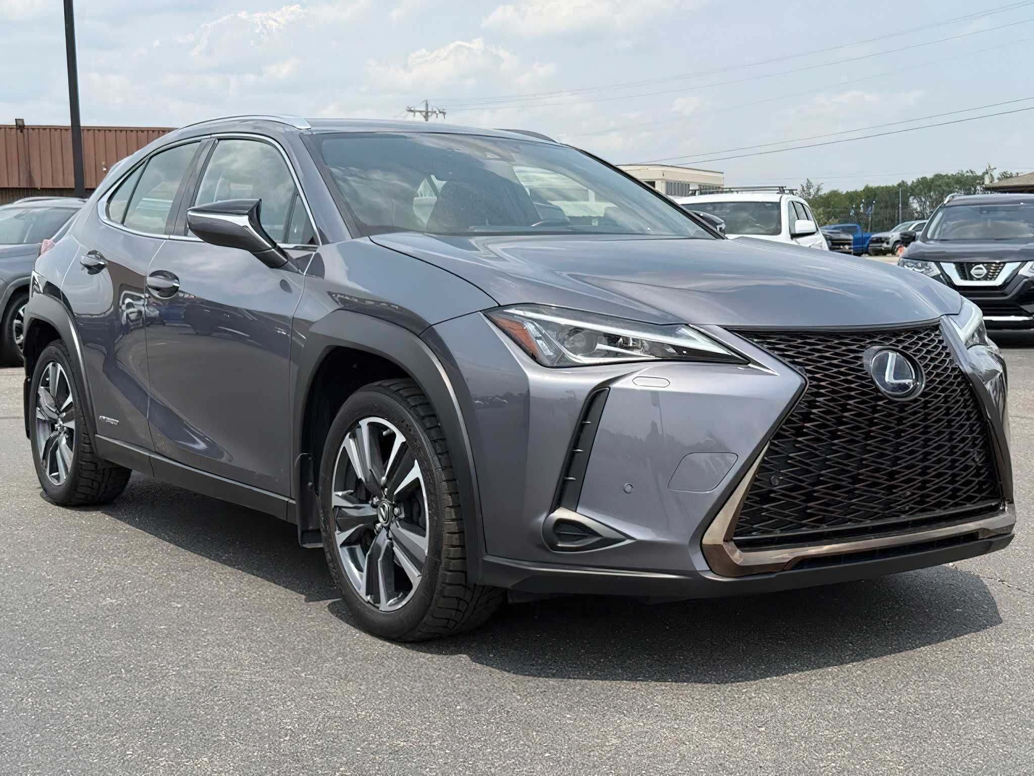 Lexus  UX 250H 2020