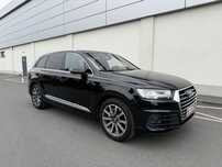 Audi Q7 Salon PL 7 osobowy bardzo bogata wersja S Line hak