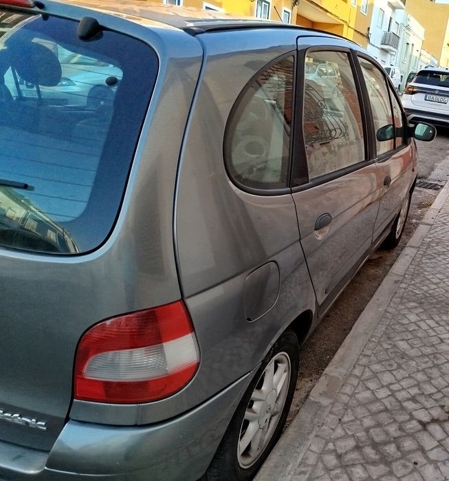 Renault scenic 1.4 16v