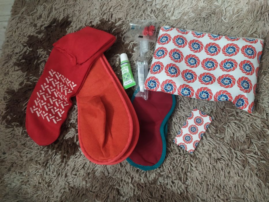 Zestaw podróżny z Tureckich awialinii nowy