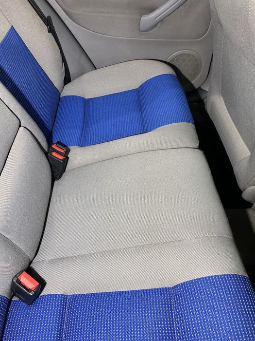 Pranie kanap, narożników, krzeseł, tapicerki itp