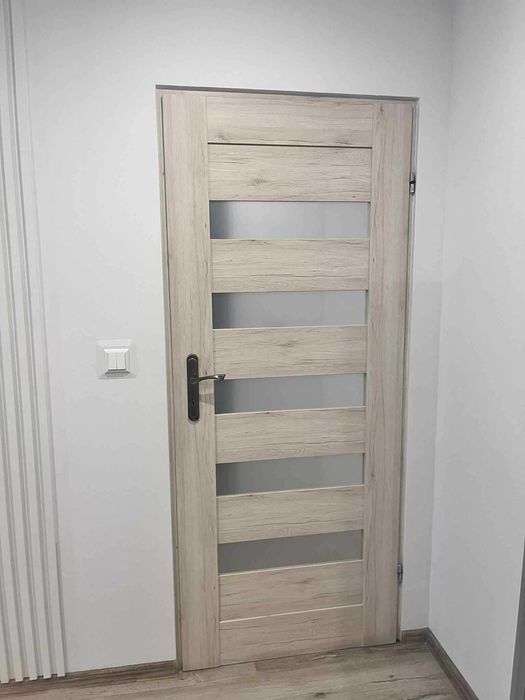 Drzwi wewnętrzne - jasny dąb, ze szkłem mlecznym - 2 sztuki
