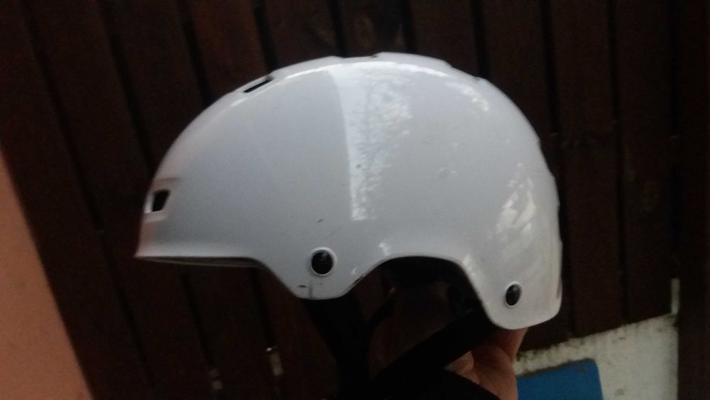 Capacete bicicleta/skate criança