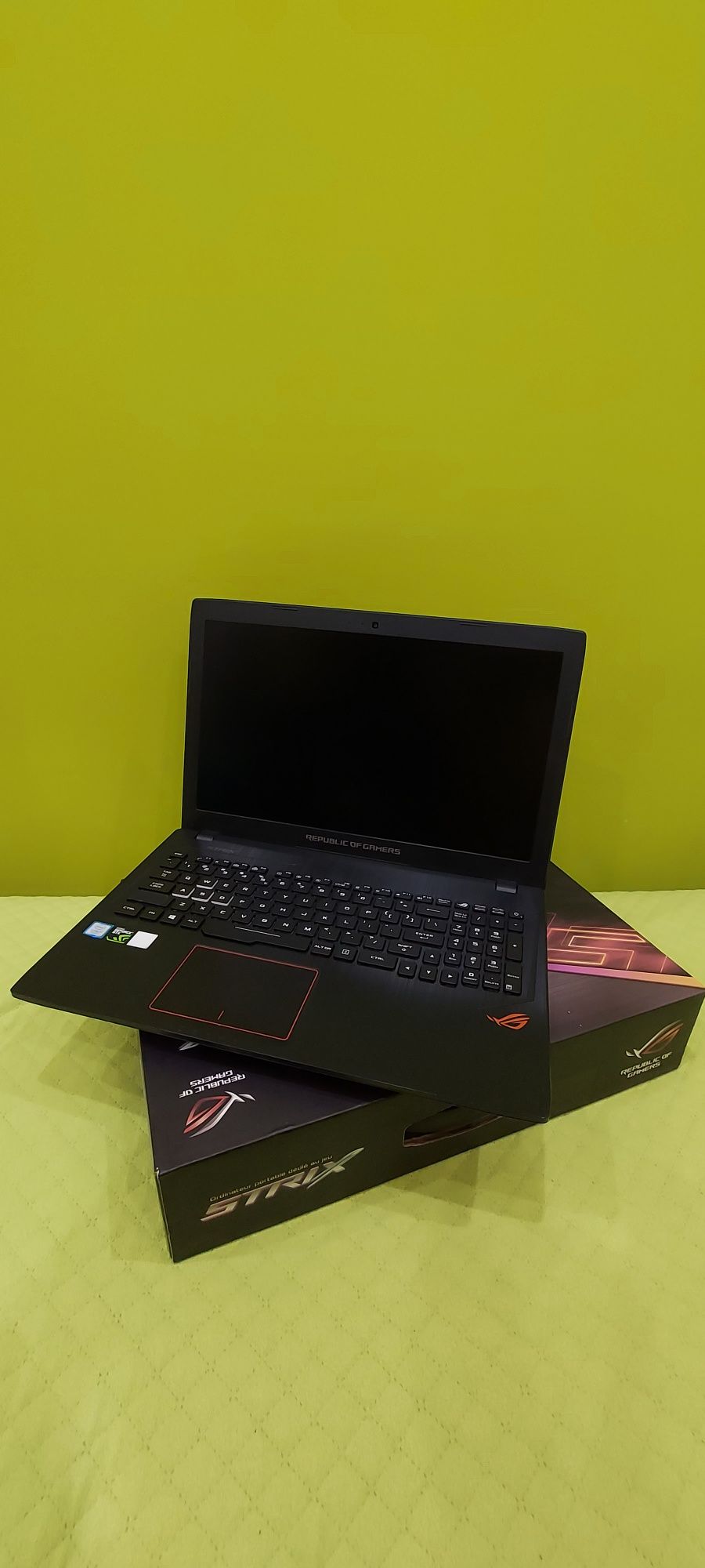 Laptop ASUS Rog Strix GL553VE-FY022T  Intel Core i7-7700HQ 1TB/Ram 8GB