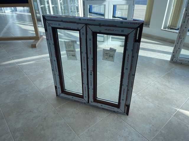 JANELA PVC 2 FOLHAS CARVALHO DOURADO