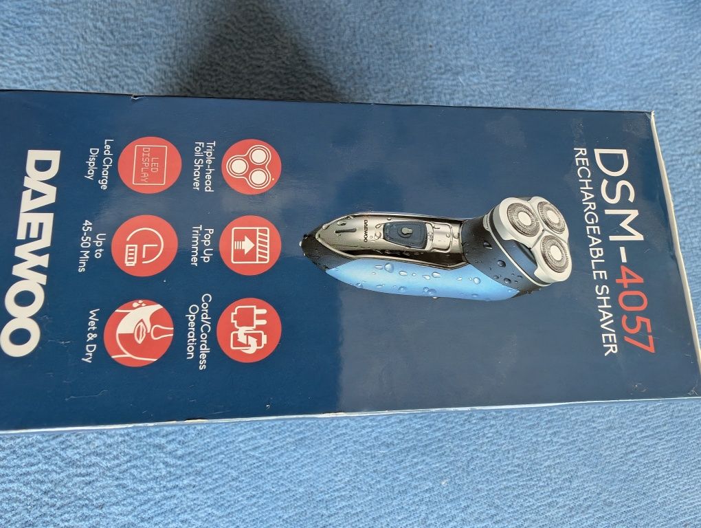 Maszynka do golenia Golarka elektryczna męska nowa
