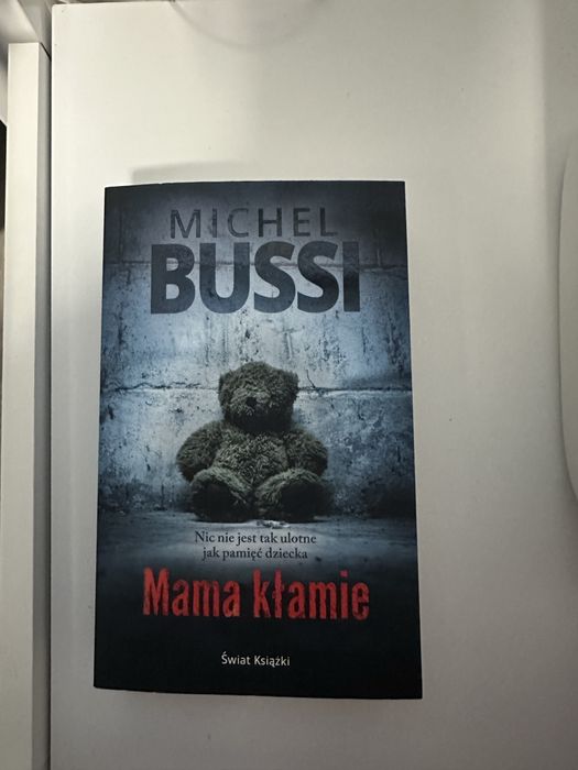 Książka Michel Bussi Mama kłamie