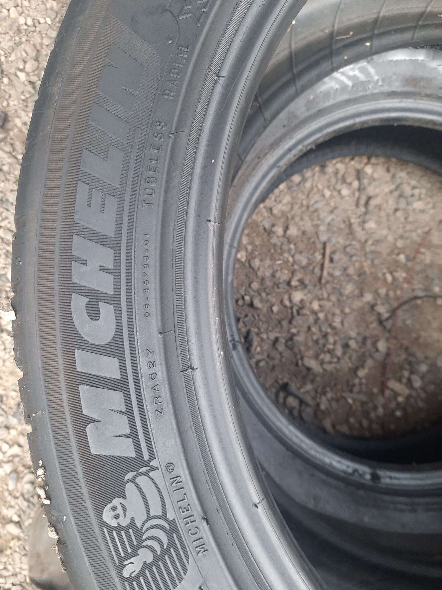 Michelin 245/45/19 dwie sztuki Rok 2019