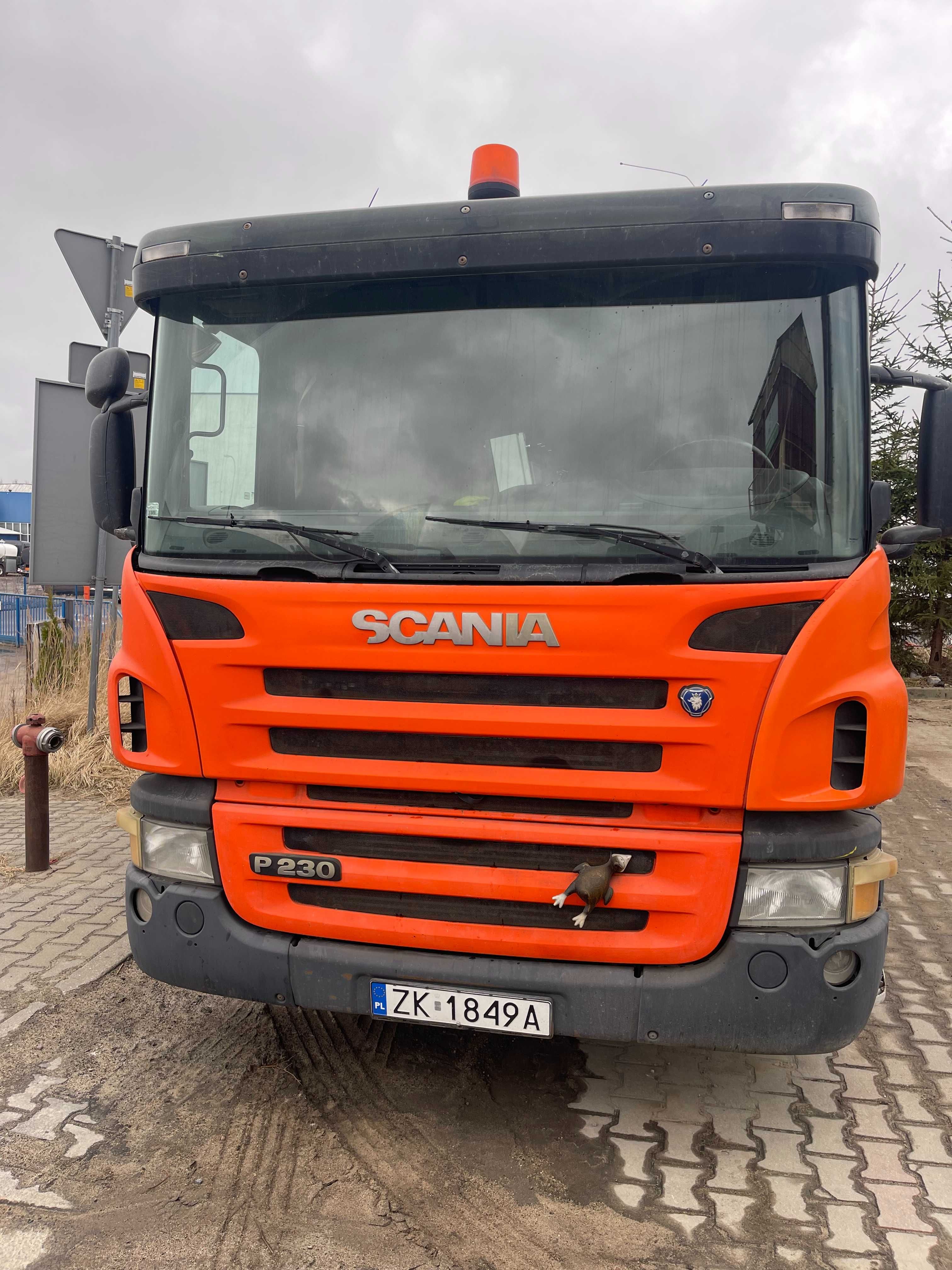 SCANIA P230 Skrapiarka emulsji Strassmayr TS 6000