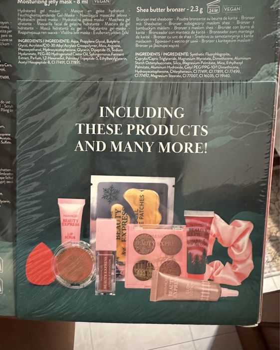 Адвент-календар з принцесами Disney