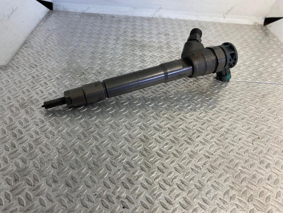 Форсунка Renault Trafic 3 1.6 дизель R9M Opel Vivaro Трафик 3 Шрот Т3