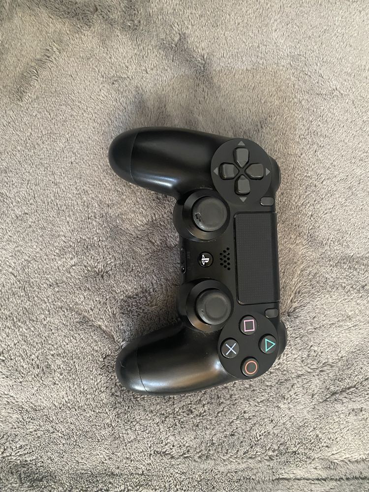 Ps4 pro pad 4 gry