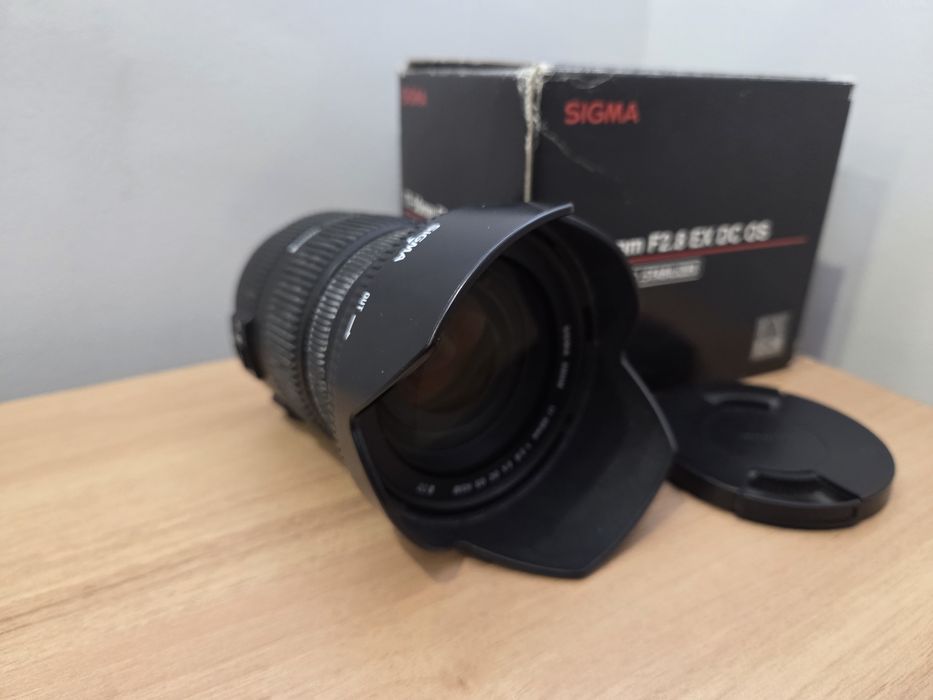 Объектив Sigma AF 17-50mm f/2.8 EX DC OS HSM под байонет Canon EF-S