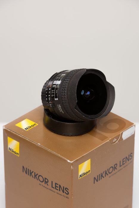 Obiektyw Nikon Nikkor AF Fisheye 16mm f/2.8D