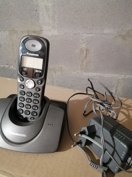 Стільниковиц телефон Panasonic