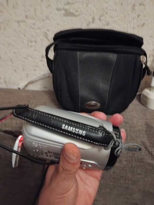 Видеокамера Samsung SC-MX10