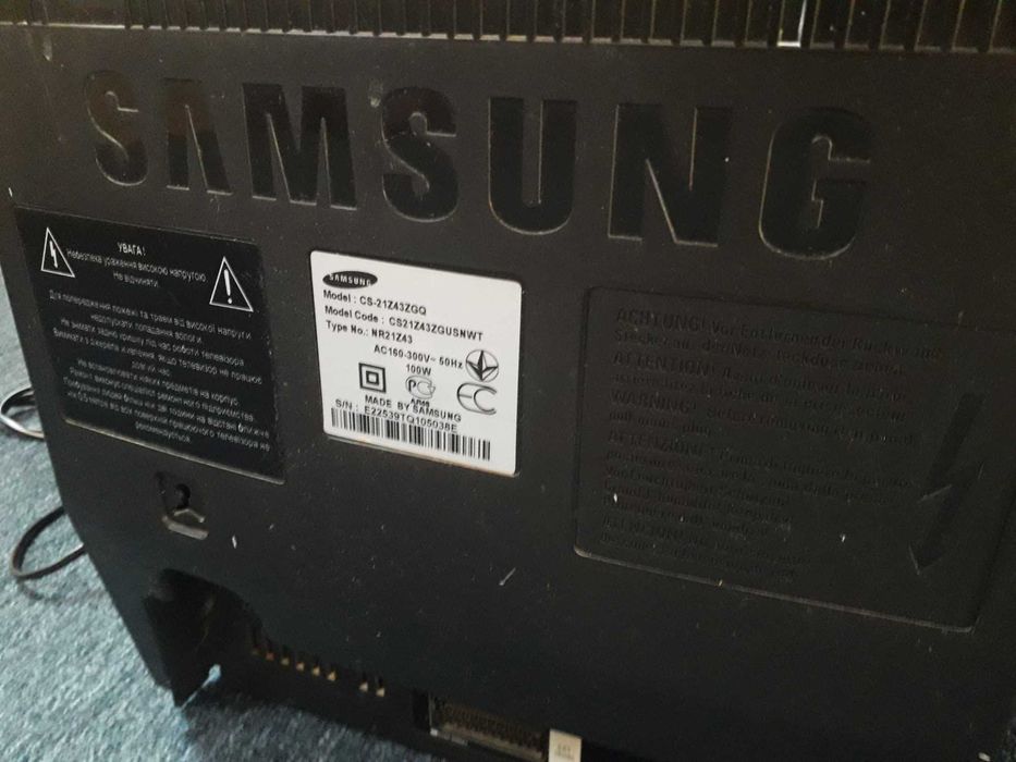 Телевізор Samsung + тюнер