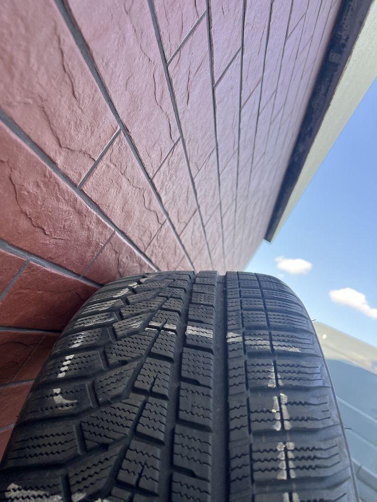 Opony zimowe hankook winter i*cept evo2 235/50r19