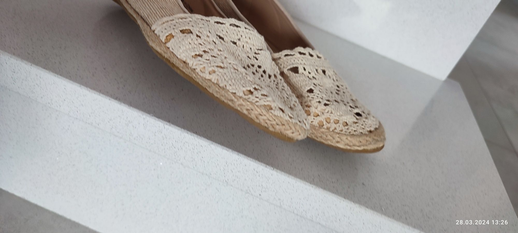 Beżowe espadryle damskie balerinki 37