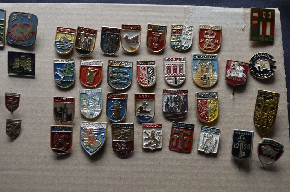 Wpinki miast odznaki