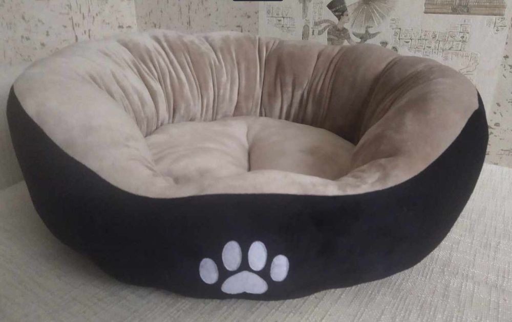 Продам нові лежаки для собак та котів.