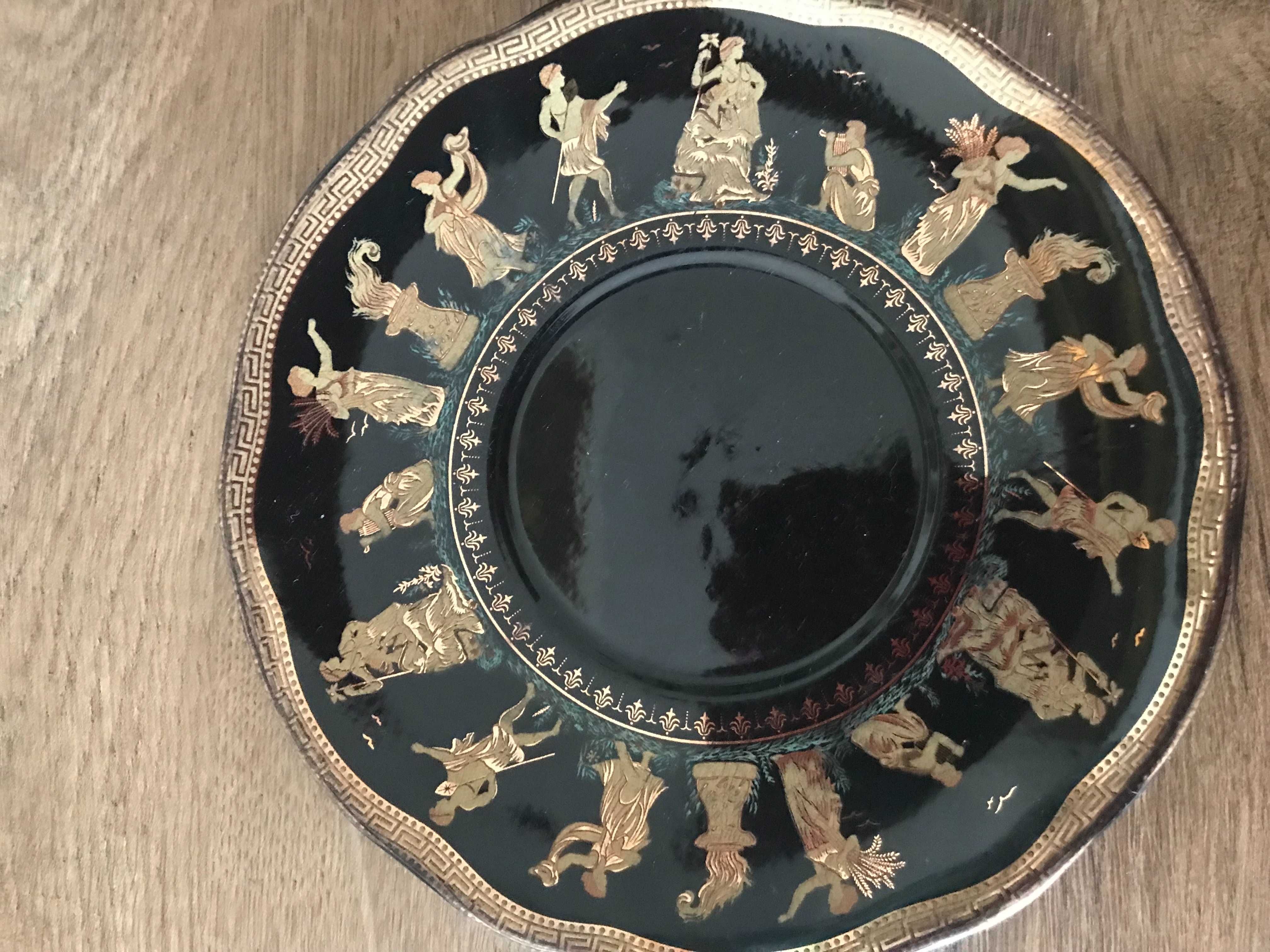 Czarny talerzyk zdobiony 24 k. złotem porcelana Kratimenos