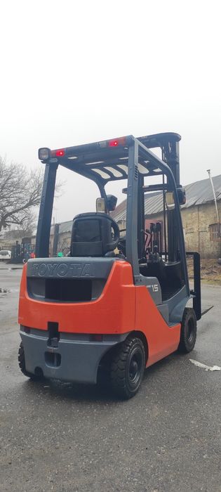 Вилочный погрузчик Toyota 8FD15 2008г