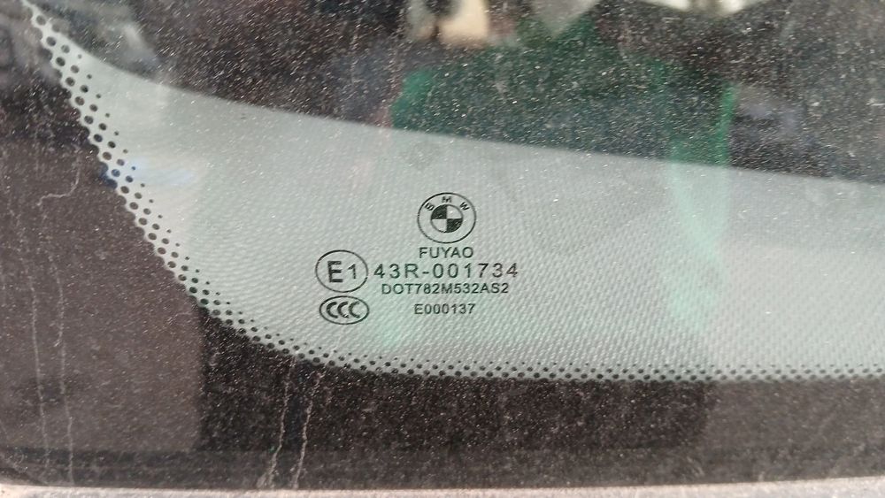 Vidro do painel trás esquerdo BMW X1 (F48)