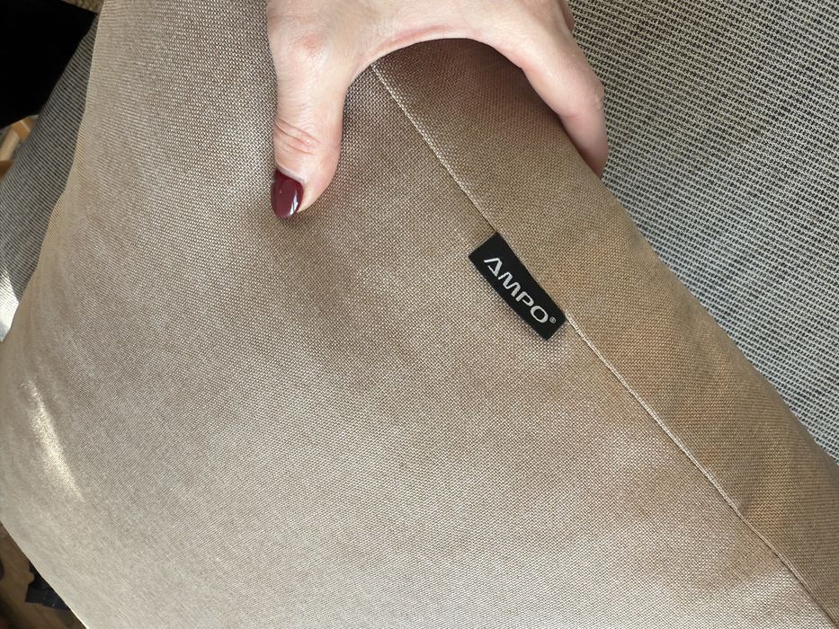 Poduszka Ampo stan jak nowa jasny brąz, beż