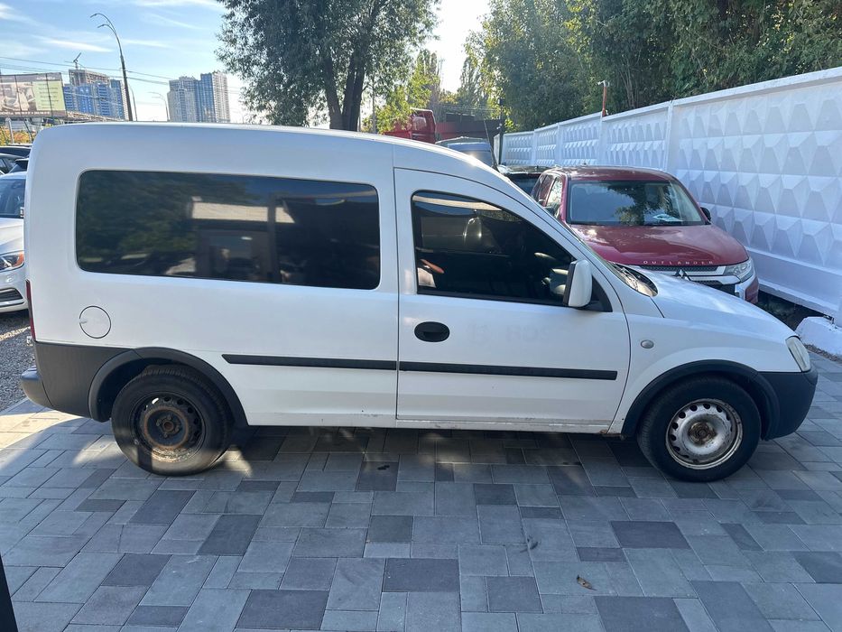 Opel Combo 2004 Академіка Глушкова 6А