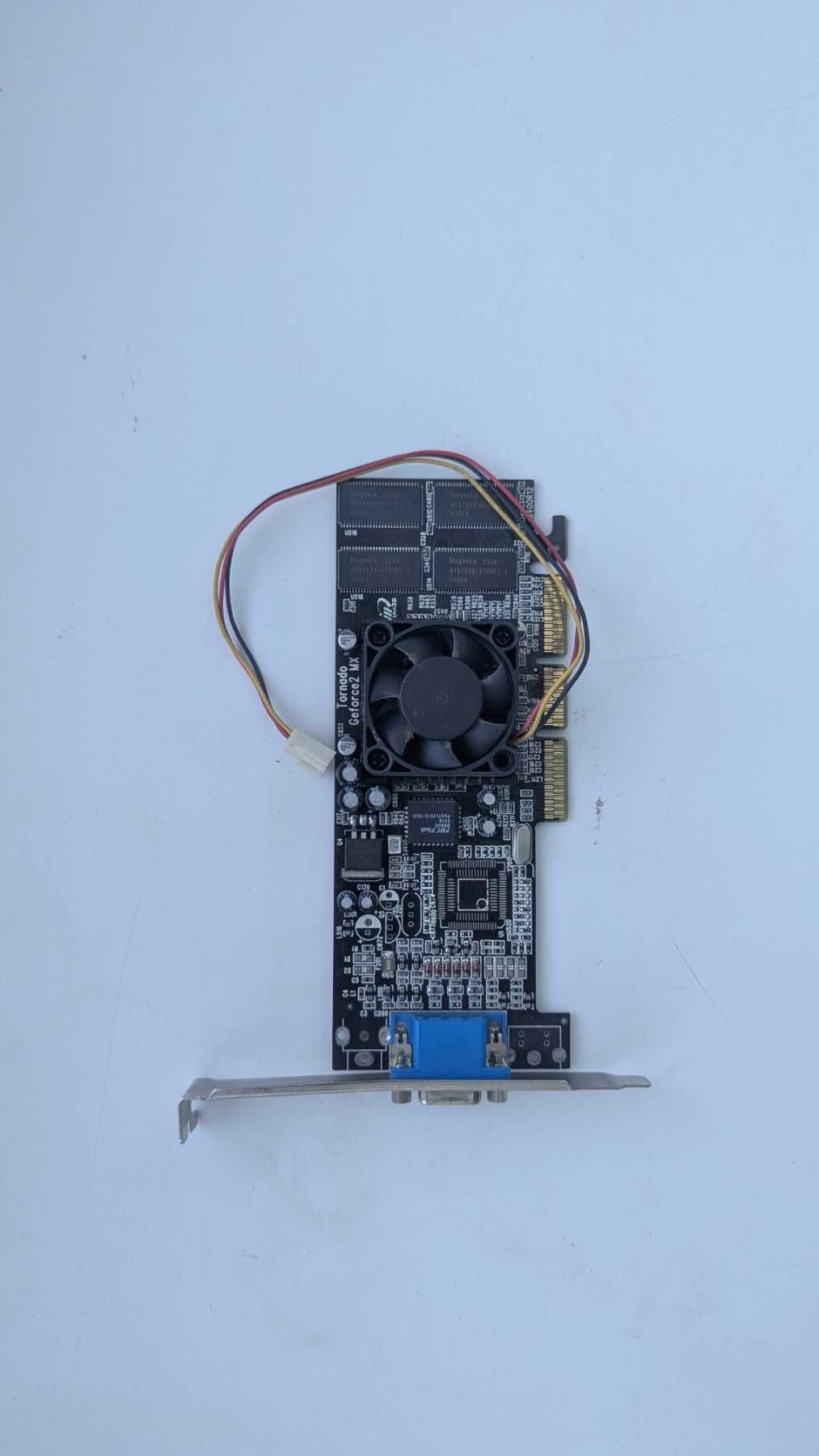 Відеокарта GeFORCE 8800 gts та додатково MX 400 64 MB