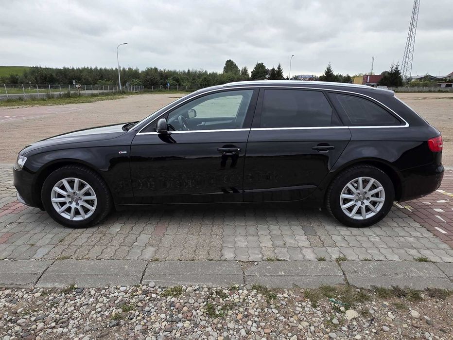 AUDI A4 B8 LIFT!! 2.0 TDI !!Zadbana