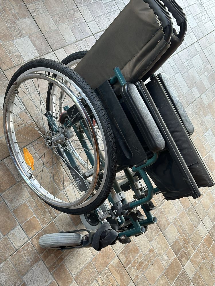Інвалідна коляска. Мобільна