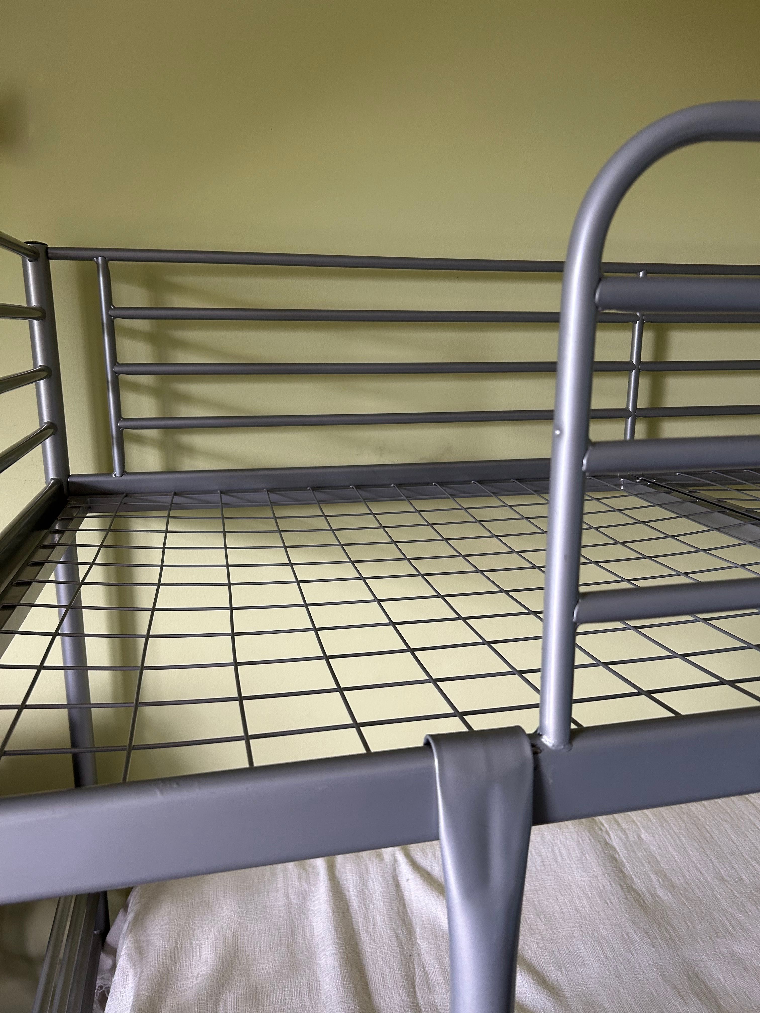 Łóżko piętrowe Svarta Ikea