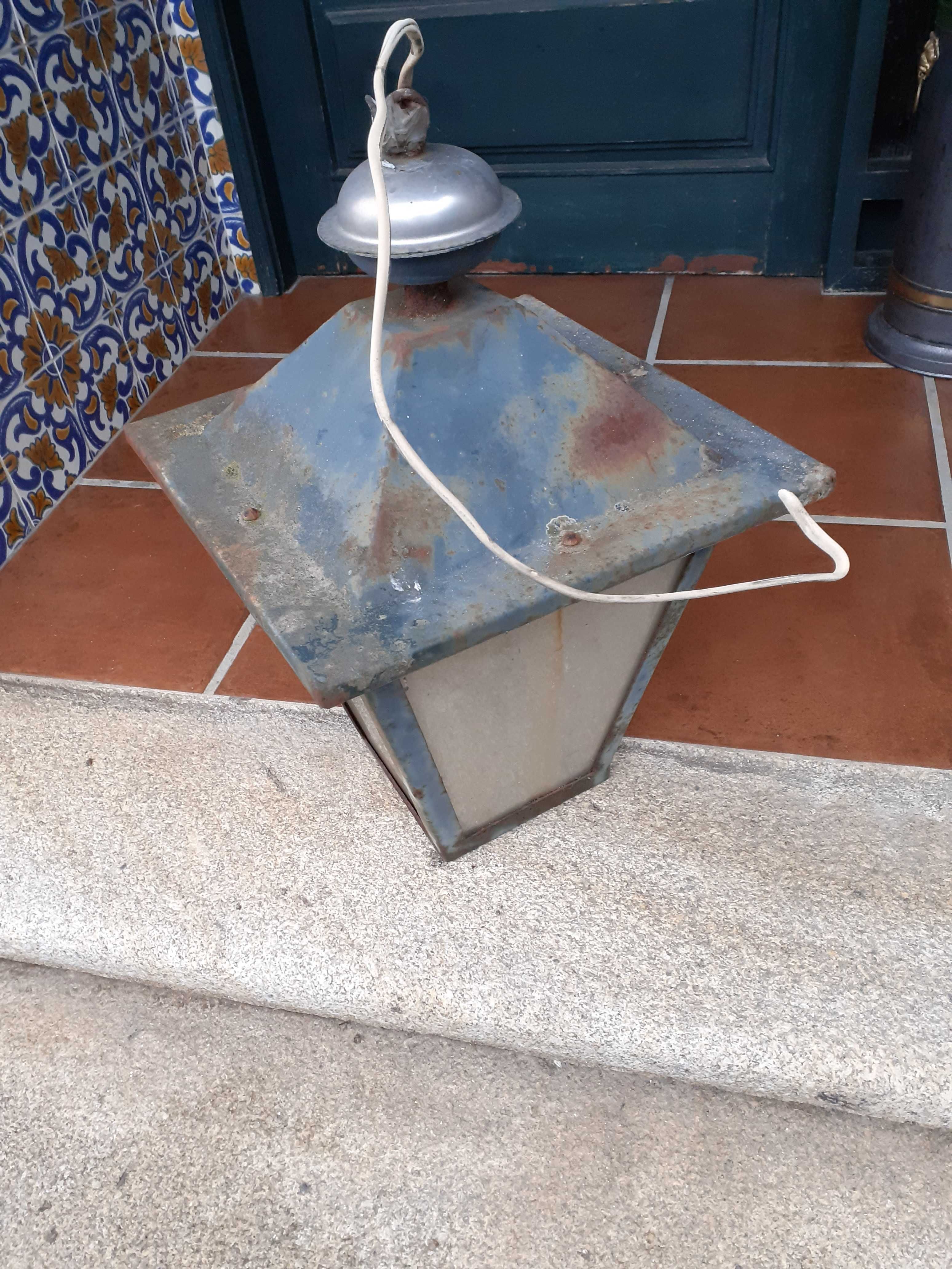 Candeeiros antigos