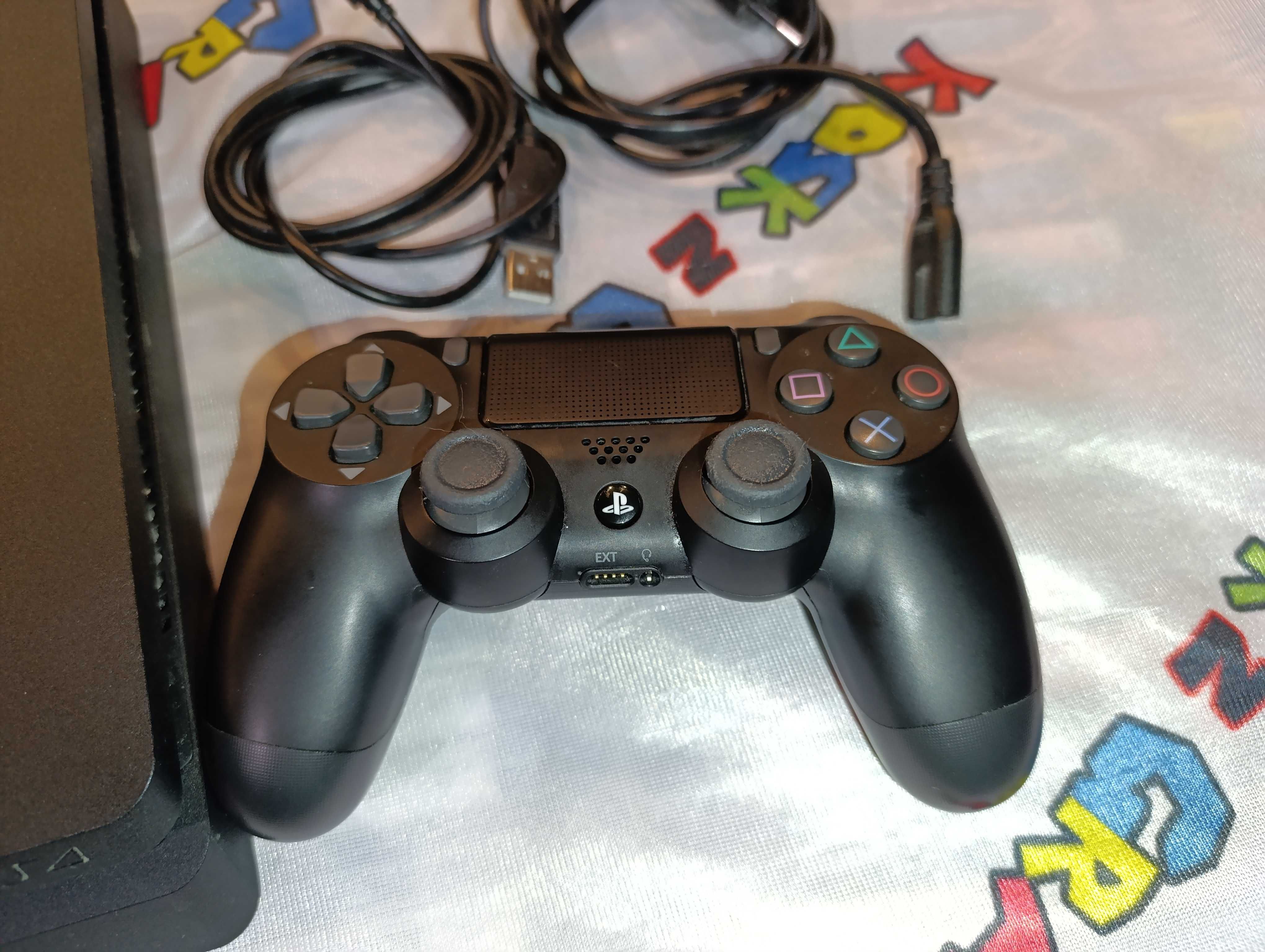 Konsola PS4 Slim 500GB pad oryginalny /możliwa zamiana na inne konsole