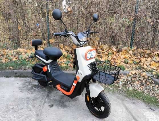 Электроскутер Crosser-мощный и надёжный партнёр для поездок 1000W 24Ah