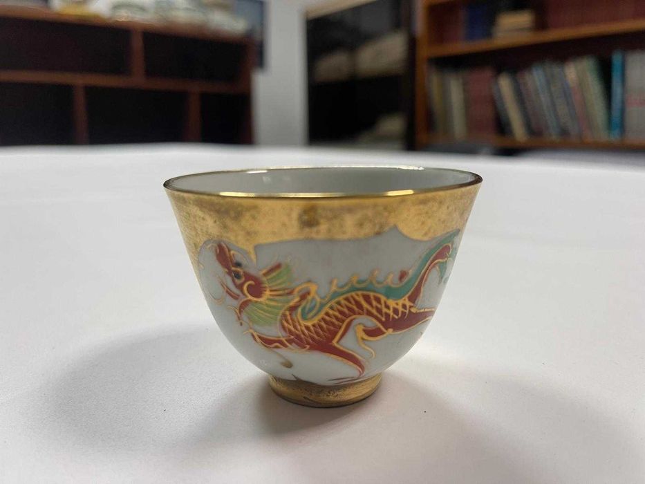 Taça Japonesa Antiga Kutani – “Dai Nippon Kutani Sei” (c. 1880–1920)