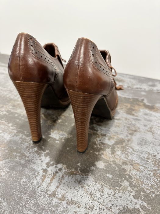 Sapatos castanhos Martinelli