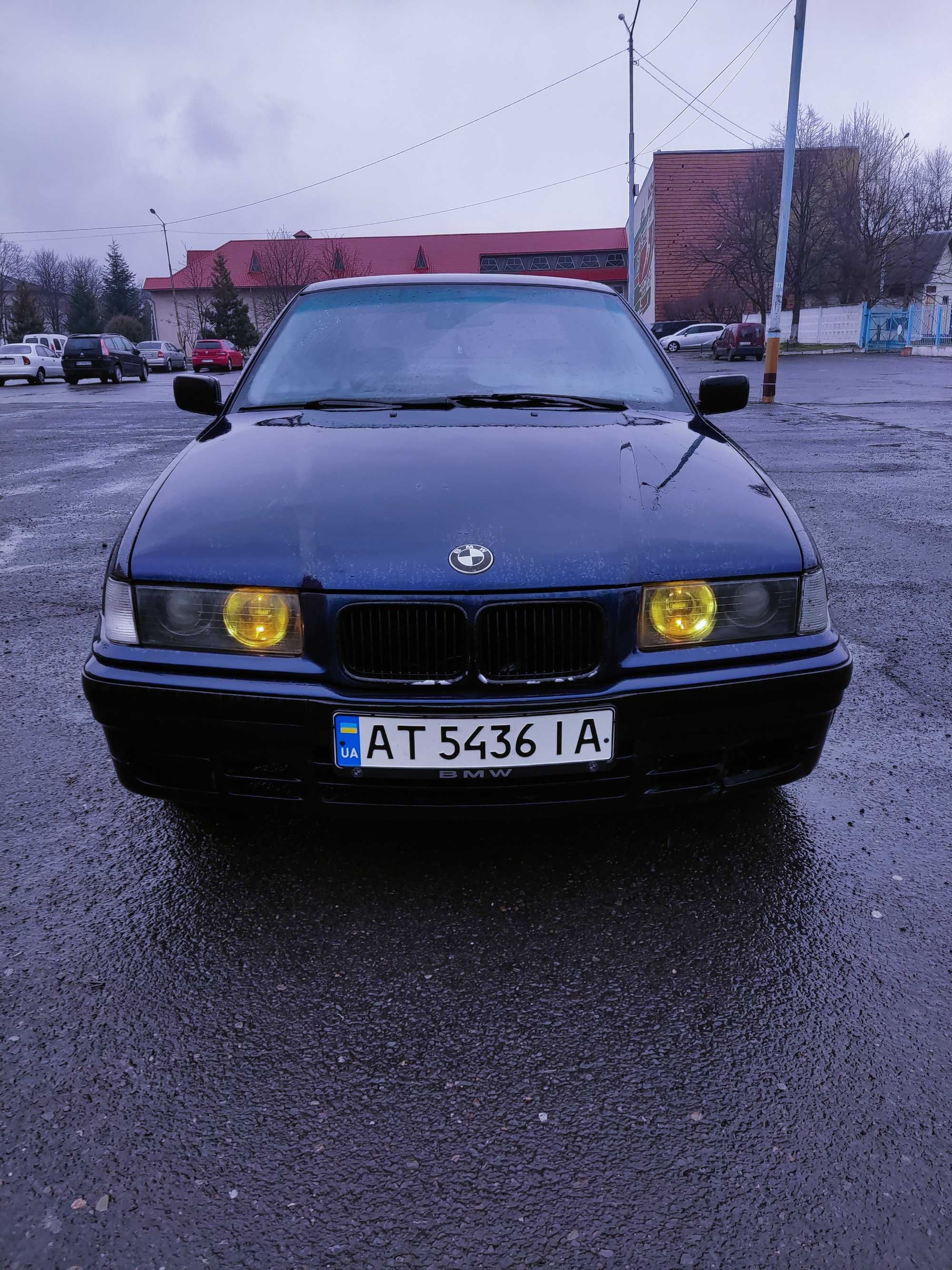 Продам BMW E36..