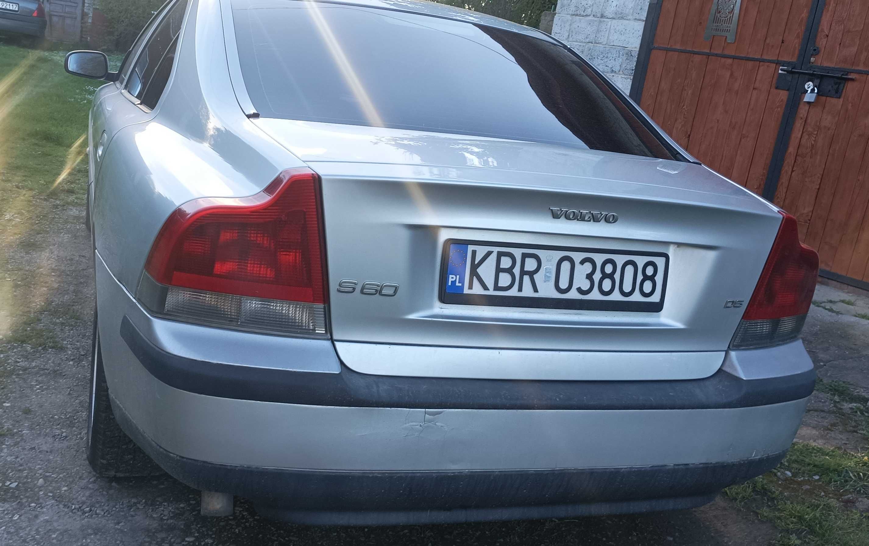 Volvo S60 2.4 D5 2003r. Manualna skrzynia biegów